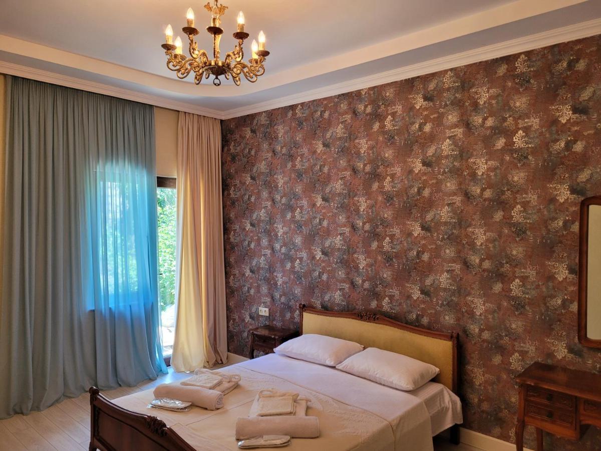 Hotel Dika クタイシ エクステリア 写真