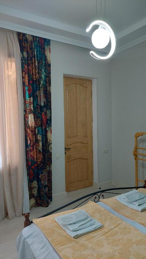 Hotel Dika クタイシ エクステリア 写真