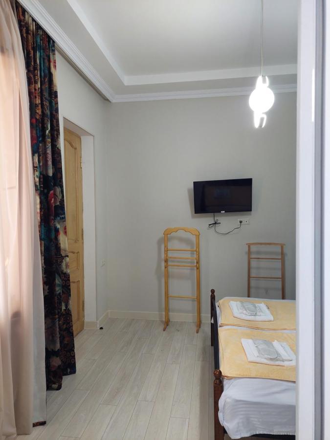 Hotel Dika クタイシ エクステリア 写真